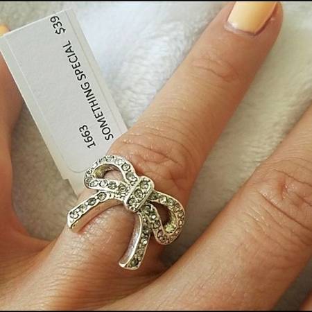 Photo Premier Designs Jewelry Bow Ring $19