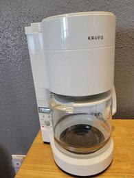 Krups Fresh Aroma 10 Cup Coffee Maker Built in Bean Grinder F625