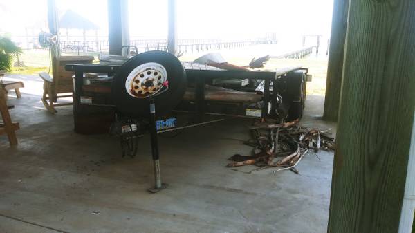 Photo 16 FT TOP HAT TRAILER $1,800