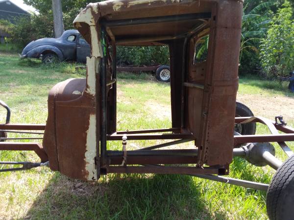 Photo 1931 Ford truck sheet metal $1