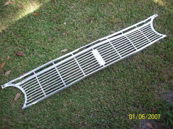 Photo 1966 Ford Falcon Grille $155