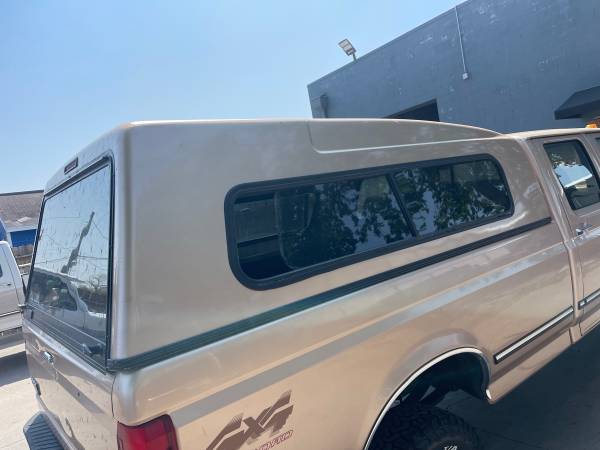 Photo 1989 - 1997 Ford F150 F350 F250 8ft Bed Cer Shell in Good Shape $800