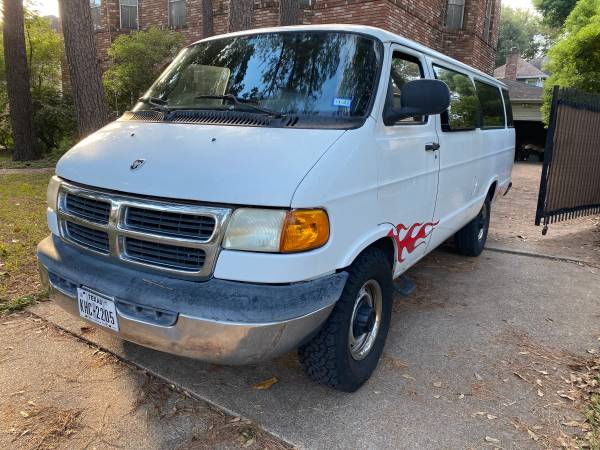 Photo 2001 Dodge Ram Van 3500 1 ton 360 V8 - $8,000 (nw houston)