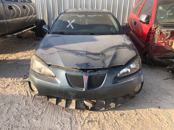 Photo 2006 PONTIAC GRAND PRIX 3.8 FOR PARTS ONLY $1