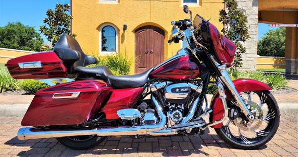 Photo 2017 HARLEY STREET GLIDE SPECIAL, OVER $8K IN UPGRADES $19,500