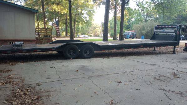 Photo 36 foot gooseneck trailer(2022) $14,900