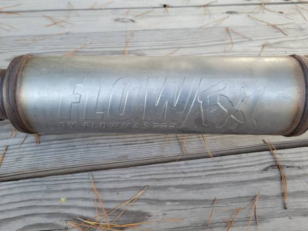 Photo 3rd gen tacoma exhaust Flowmaster fx $250