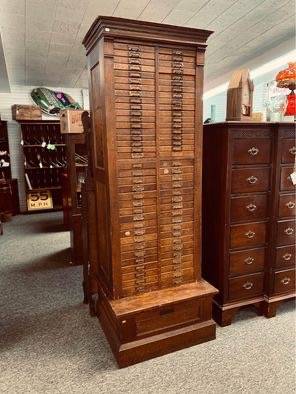 Photo Antique 72 Drawer Dallas Case Co. 84 Solid Oak File Cabinet $3,650