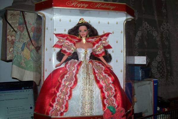 Photo Barbie Collector-1997 Barbie-Holiday Special Edition-MIB-Perfect $50