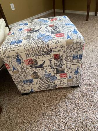 Photo Cute Ottoman in Fun Fabric $40