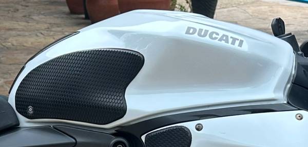 Photo Ducati Panigale Red or White Gas Tank $1