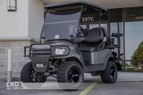 Photo Excellent Shape 2015 Grey Club Car Alpha 4 Seater Lifted Golf Cart