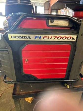 Photo Honda generator $2,000