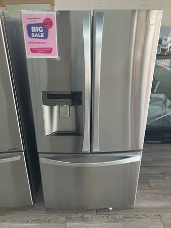 Photo Kenmore Elite Refrigerator Stainless $500