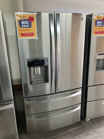 Photo Kenmore Elite Stainless Steel Refrigerator $500