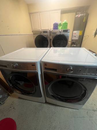 Photo Kenmore Elite washer and dryer (Lavadora y Secadora) $499