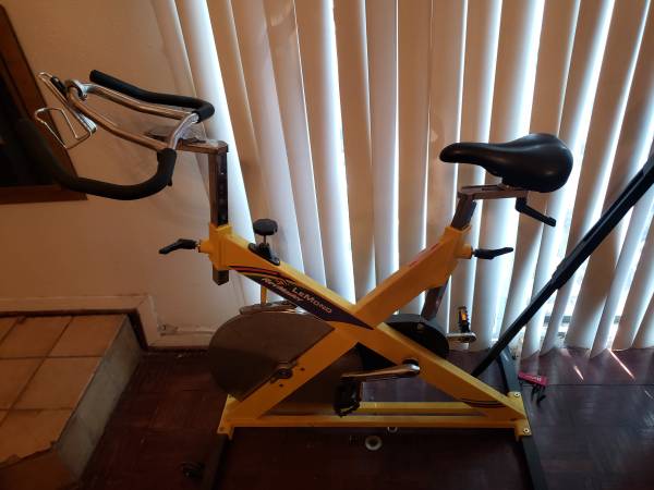Photo LeMond Rev Master Classic Indoor Cycle $150
