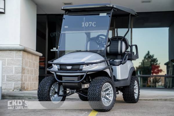 Photo Like New 2019 Club Car Phoenix High Speed 4 Seater Golf Cart Bluetooth