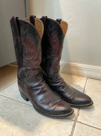 Photo Lucchese Womens Cowboy boots Size 8.5 Black Cherry $60