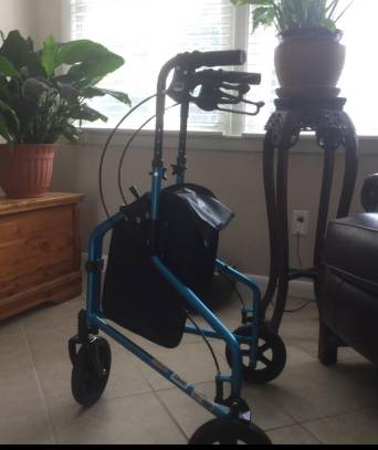 Photo Lumex 3-Wheel Walker for Seniors, Foldable -BRWH-B08YNZXRRJ $110