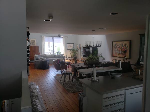 Master Bedroom Available, 3 Story Townhome $1,100
