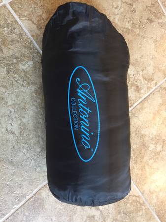Photo NEW Ultra Lightweight Mummy Sleeping Bag with Waterproof Shell $25
