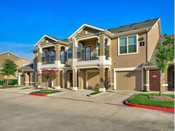 NOW LEASING 2BD TOWNHOMES NEAR LAKE CONROE $1,733