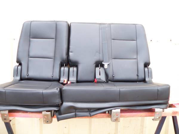 Photo Second 2nd row rear seat 2013 to 2019 Explorer Police Interceptor $650