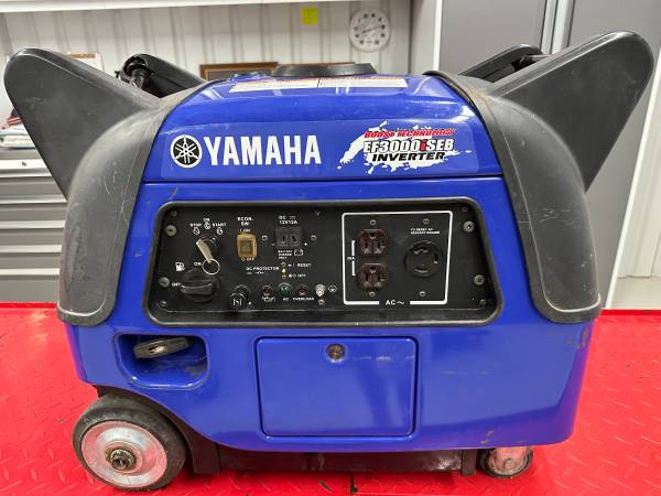 Photo Yamaha EF3000iSEB Generator PARTS ONLY $1