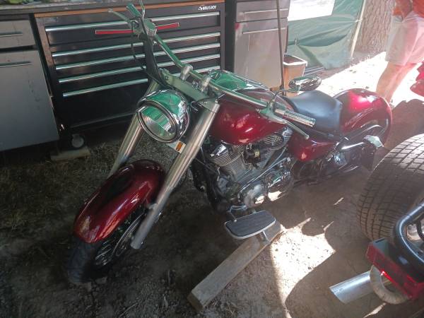 Photo Yamaha Motor Company LTD 1700 cc engine V Star converted to a drag bike $3,000
