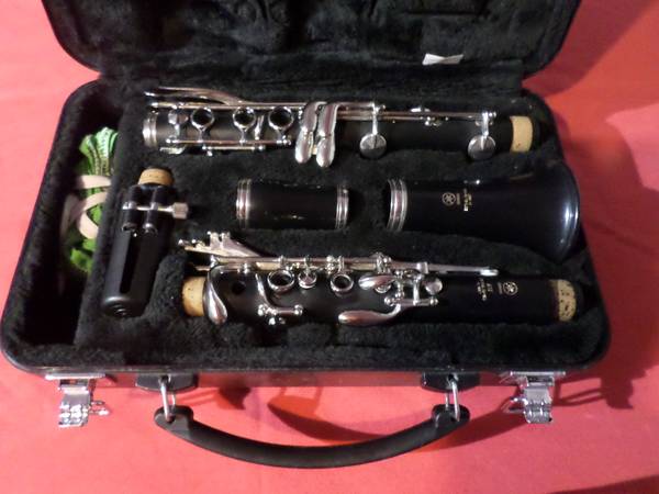 Photo Yamaha clarinet YCL-255 $200