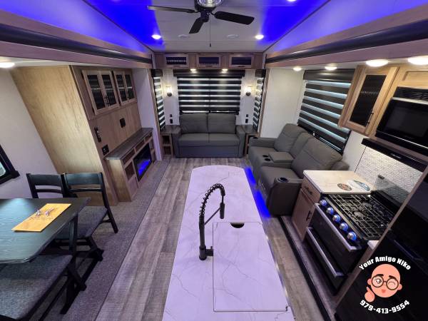 Photo 23 Forest River Cherokee Arctic Wolf 3550 Suite Rear Living RV  $58,887