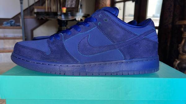 Photo once in a blue moon dunks $790