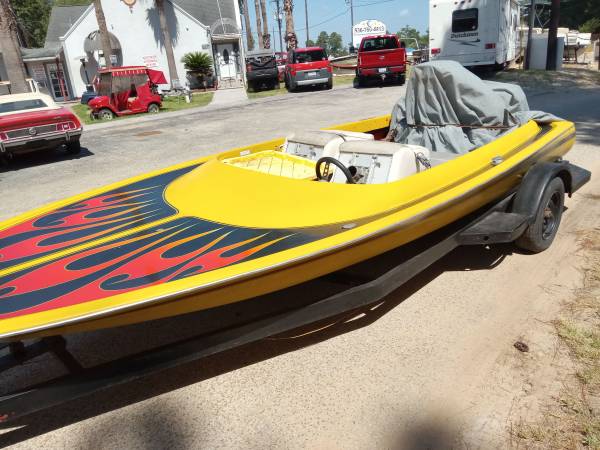 Photo speed boat $7,500