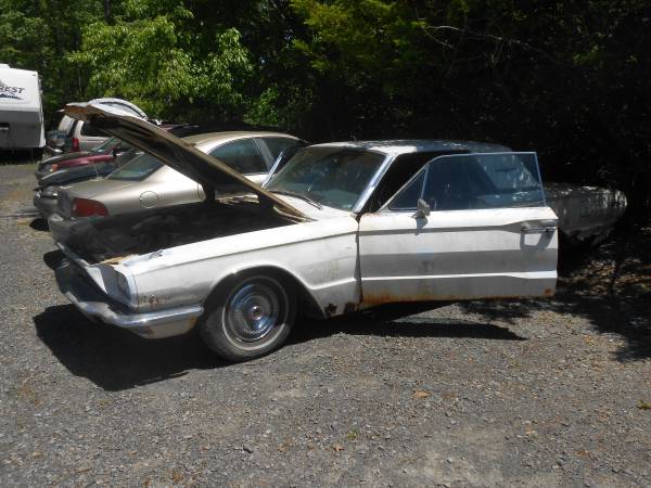 Photo 1966 Ford Thunderbird 2dr Complete For Parts $2,900