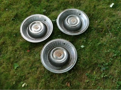 Photo 3 Vintage 1963-1964 Chevy  Chevrolet Cadillac hubcaps $300