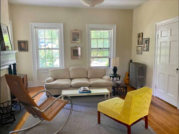 3-story furnished Hudson Valley home for academic year $2,200