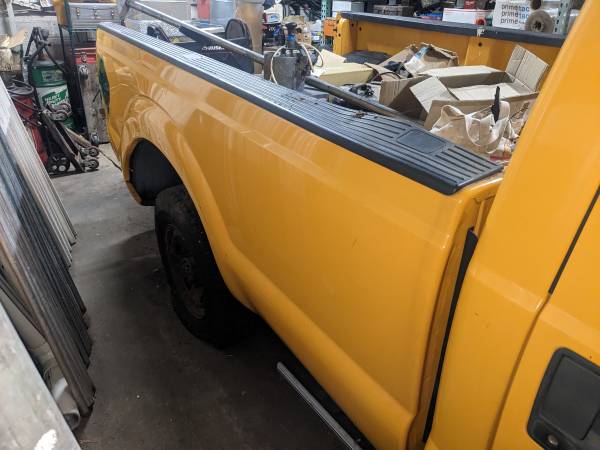 Photo 8ft Bed Ford 2011 Pickup Truck $1,100