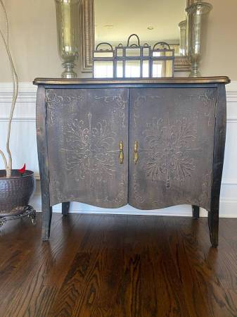 Photo Console Table Really Nice Cabinet By Uttermost $650