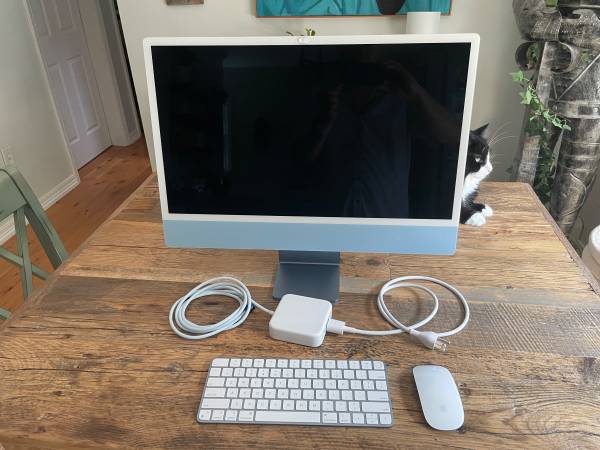 Maxed out M1 iMac $1,800