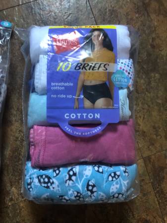 Photo New Hanes Womens Cotton Assorted brief Panties 15 pack (Size 9) $20