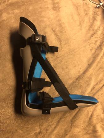 Photo Night Splint Support for Plantar Fasciitis Foot Brace Ankle Support $30