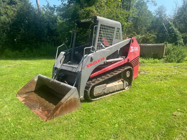 Photo Takeuchi TL130 Skidsteer loader with rubber tracks In very good cond. $22,500