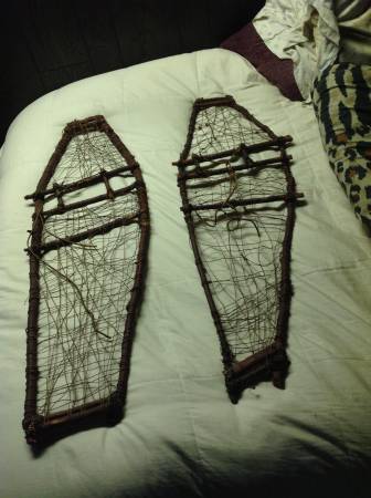 Photo Vintage Native American Indian Handmade wood snowshoes snow $200