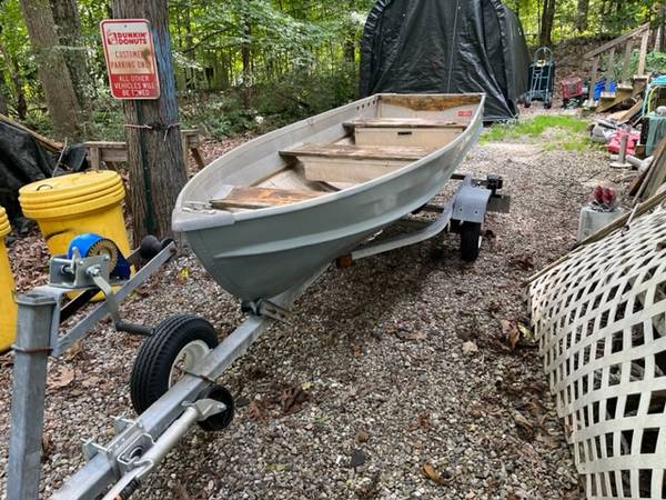 Photo row boat $325