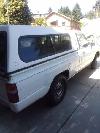 Photo 1988 Toyota pickup with shell - $8,000 (Shelter Cove)