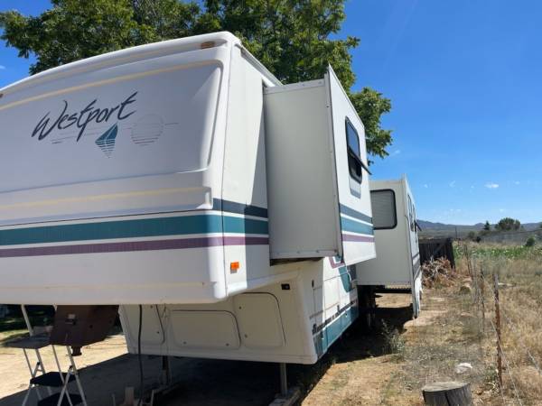 Photo 1995 Fleetwood Fifth wheel $14,500