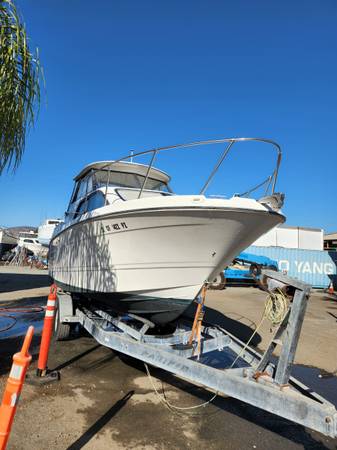 Photo 2003 Bayliner Ciera classic express 2452 (85HOURS ONLY) $19,500