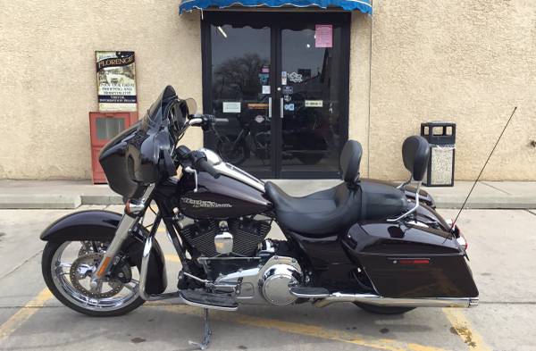 Photo 2014 Harley Davidson Street Glide Special $15,500