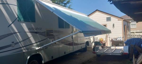 Photo RV Awning on Roller 18FT $500
